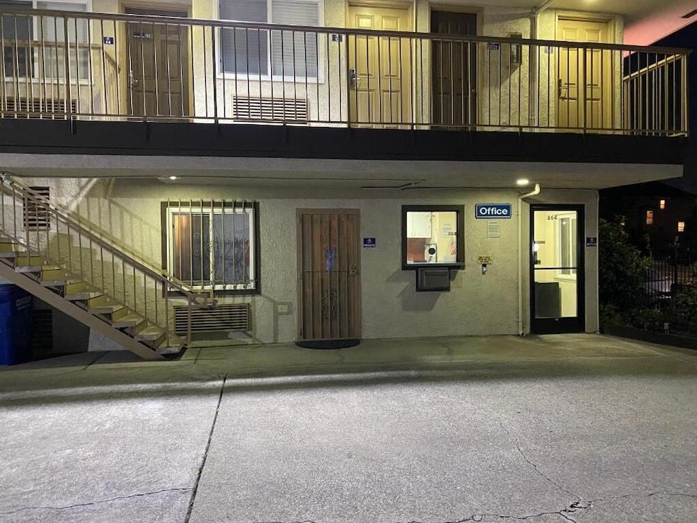 Bayview Motel photo 17