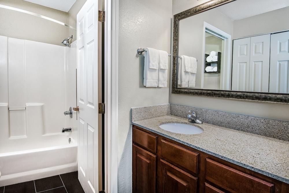 Staybridge Suites Round Rock by IHG photo 9