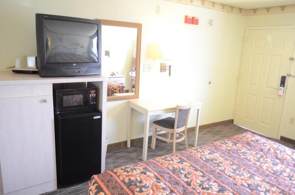 Scottish Inns & Suites at NRG Park photo 25