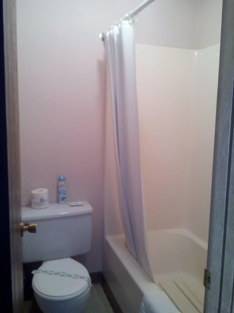 Mountain Country Inn photo 13