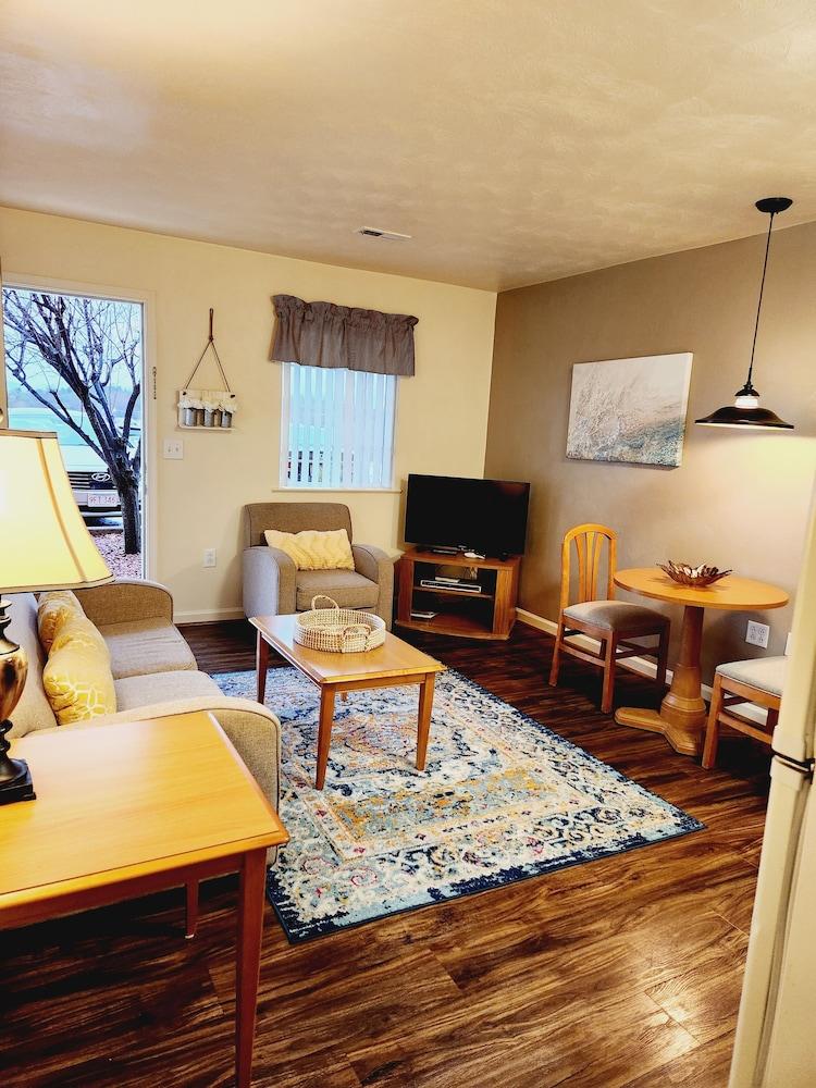 Affordable Corporate Suites - Lanford photo 68