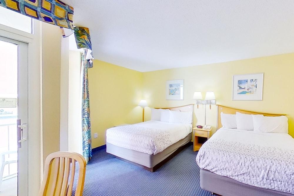 Bay Watch Resort & Conference Center photo 9