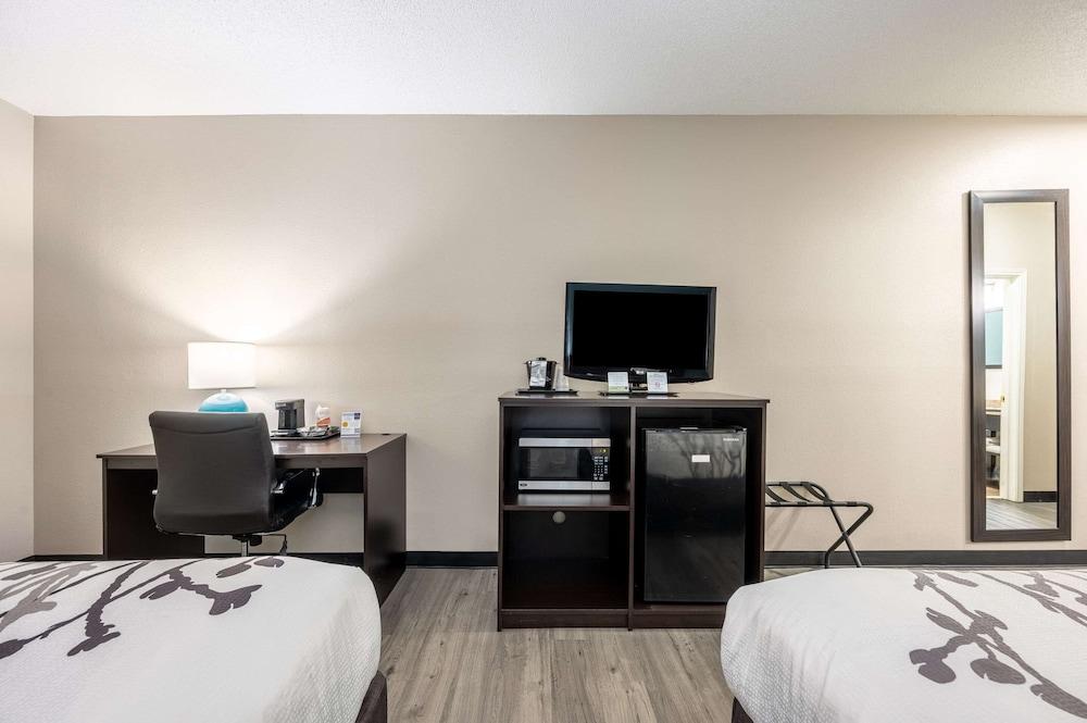Sleep Inn & Suites Birmingham - Hoover photo 29