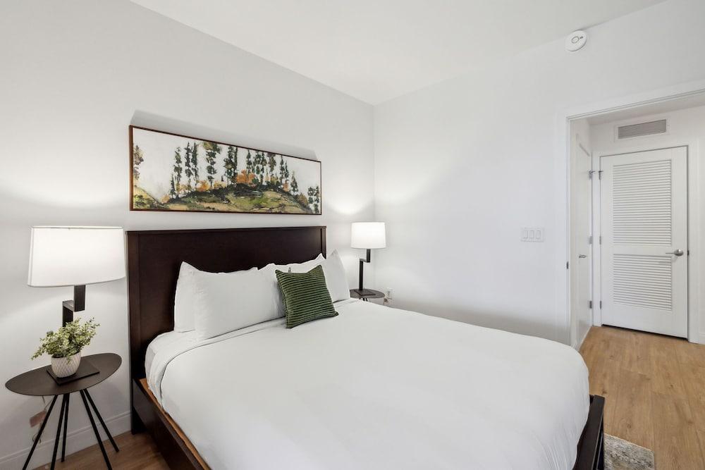 Placemakr Buzzard Point photo 63