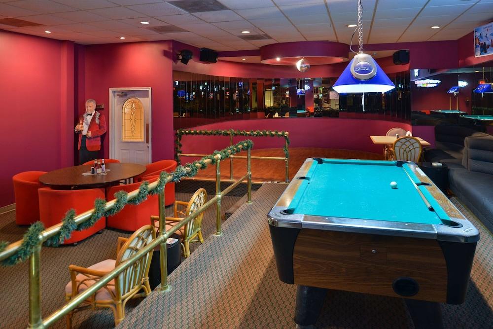 Americas Best Value Inn & Suites Victoria photo 21