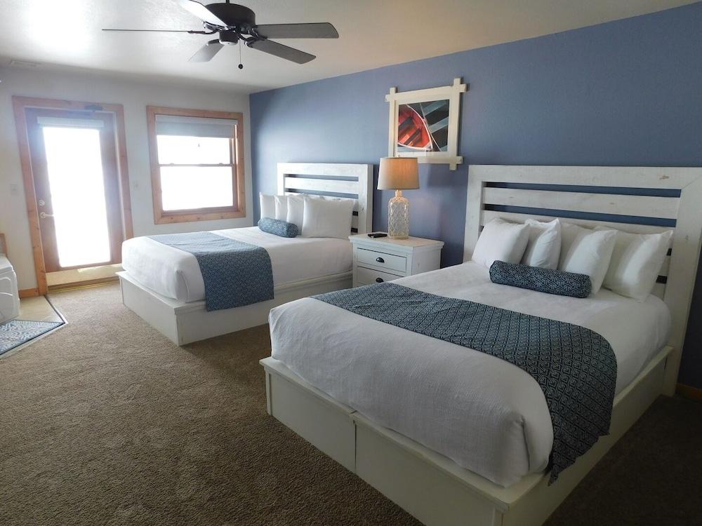 Quarterdeck Resort & Restaurant photo 75