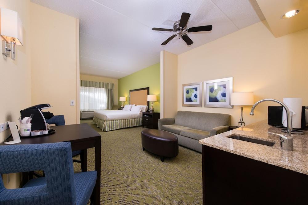 Holiday Inn Express Hotel and Suites Scranton by IHG photo 14