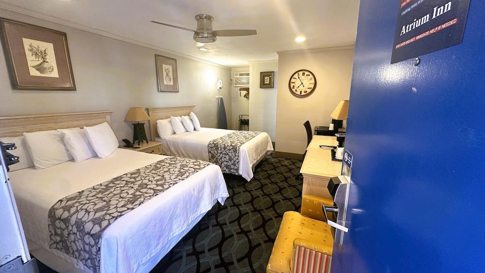 Atrium Inn photo 3