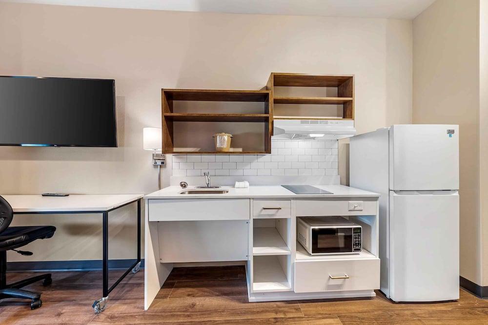 Extended Stay America Premier Suites - Jacksonville - Airport photo 18