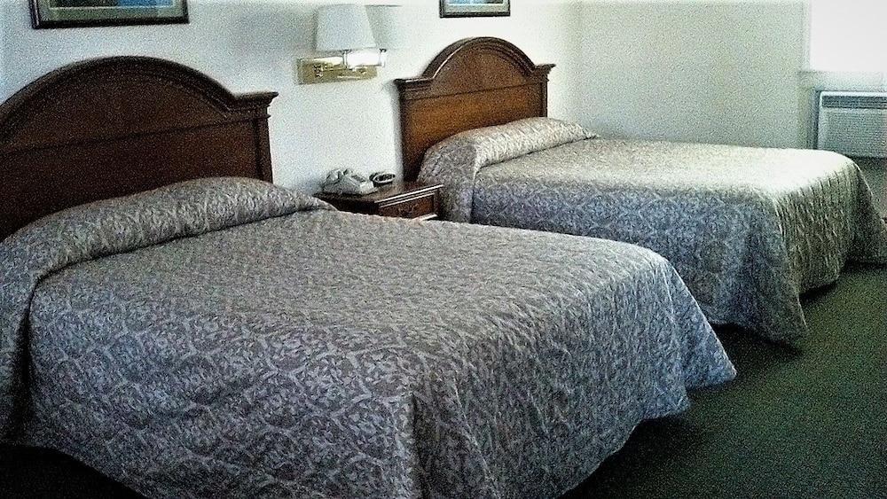 The Towne Motel photo 23