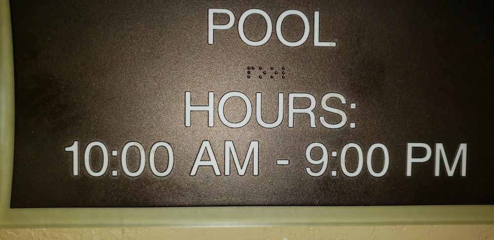 Quality Inn & Suites Lafayette photo 37
