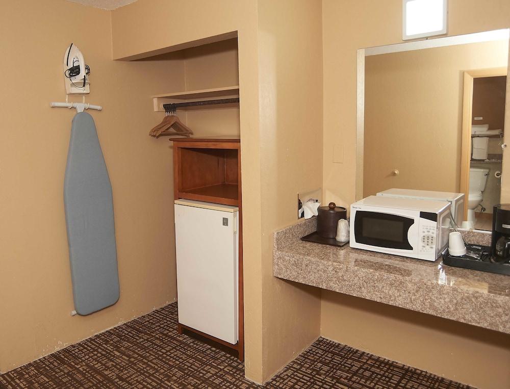 New World Inn photo 14