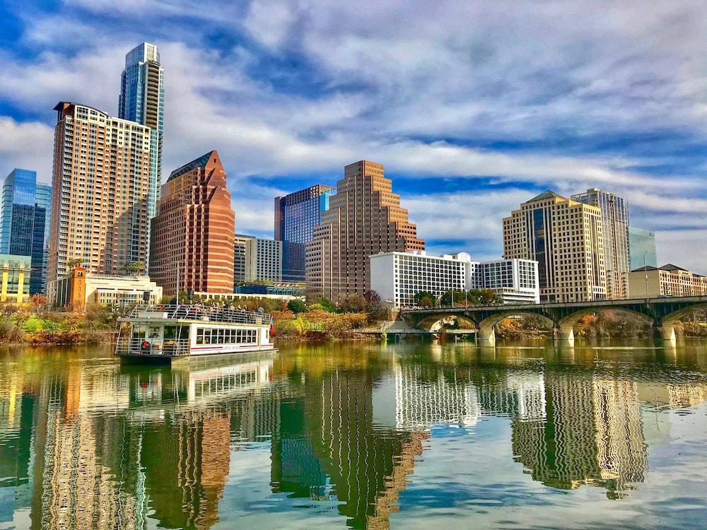 Courtyard by Marriott Austin Downtown/Convention Center photo 51