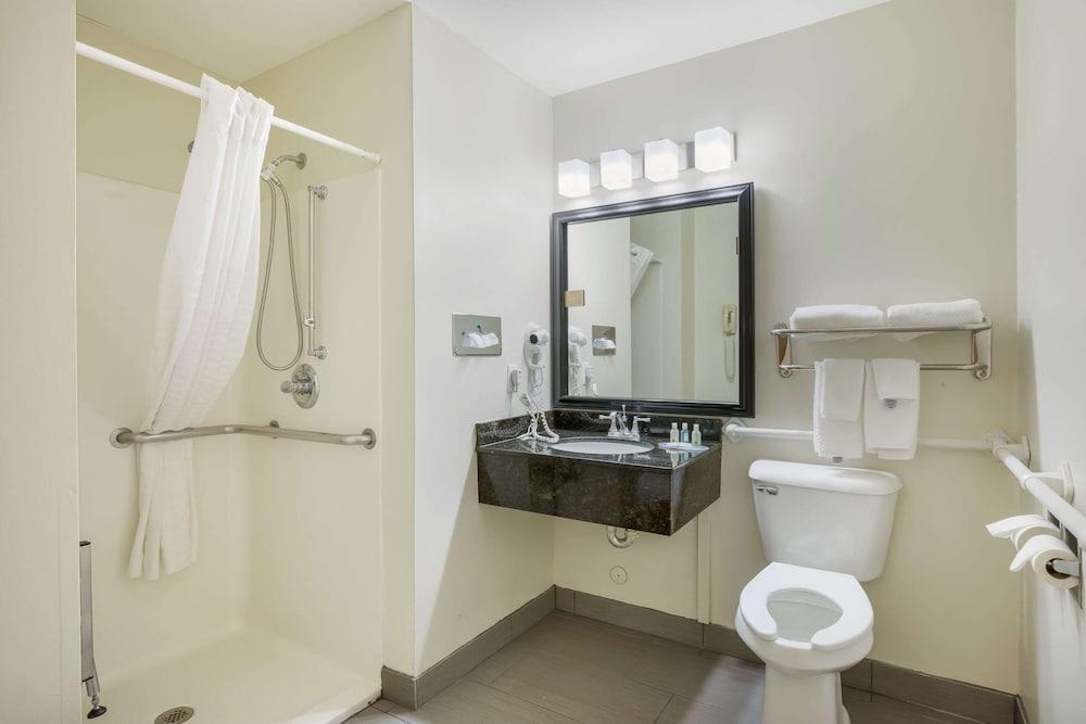 Quality Inn Edgerton photo 27