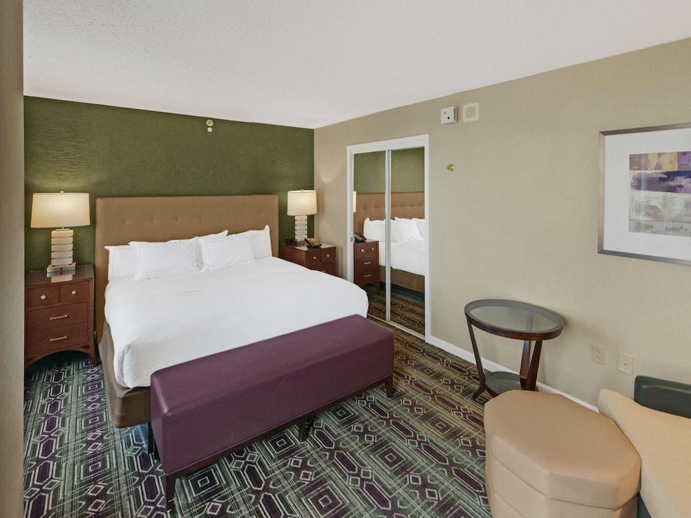 Hilton Harrisburg photo 7