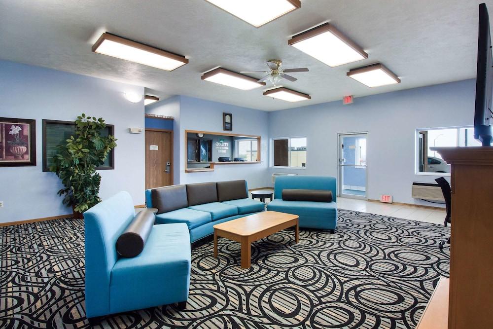 Quality Inn & Suites McCook photo 2