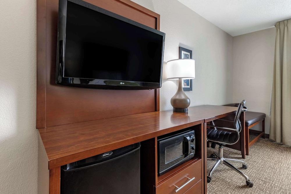 Comfort Inn Shelby photo 20