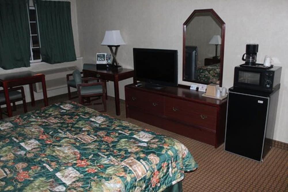 Garden City Inn photo 2