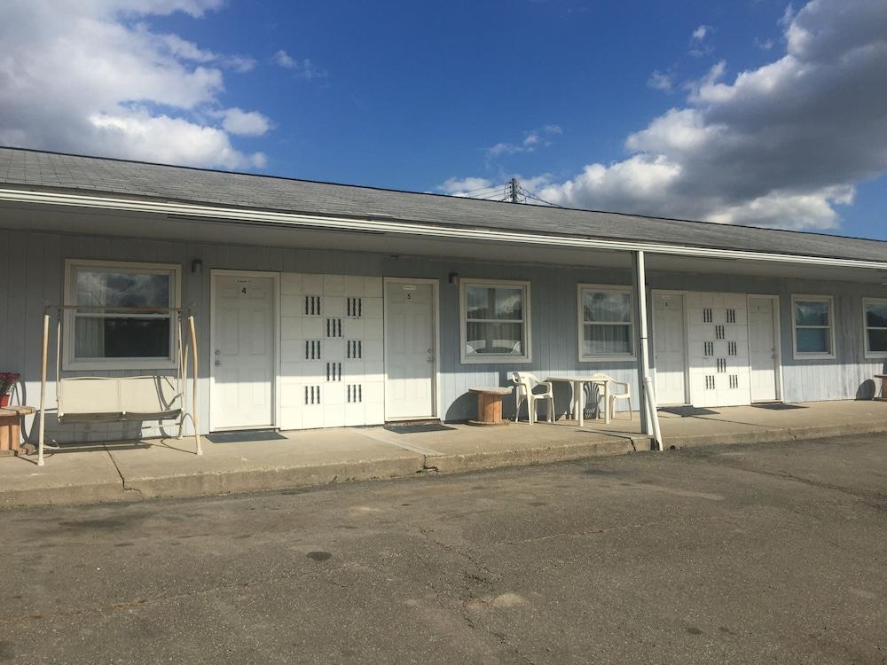 Troy Motel photo 25