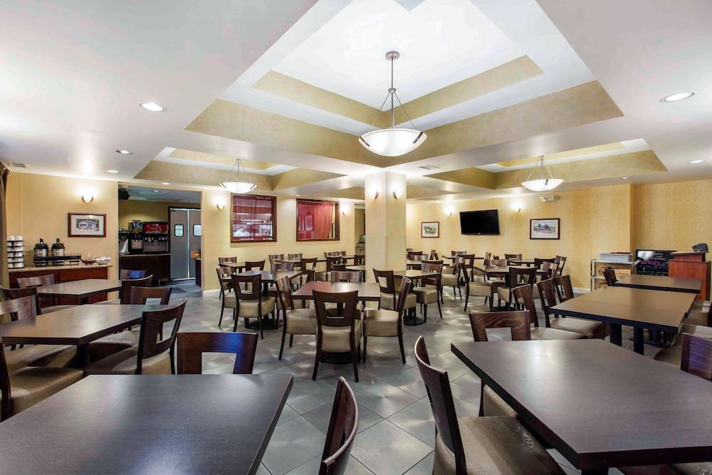 The Oaks Hotel Paso Robles photo 27