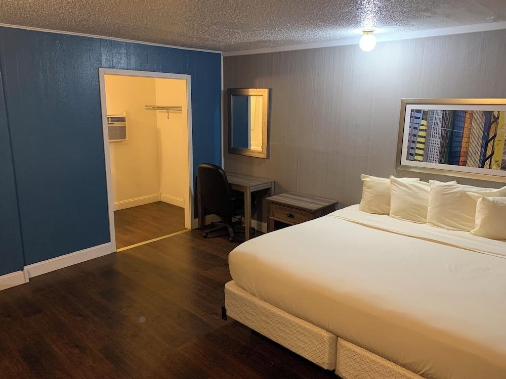 Sawmill Lodges Motel photo 18