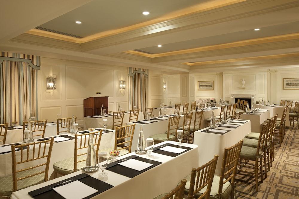 The Carlyle, A Rosewood Hotel photo 56