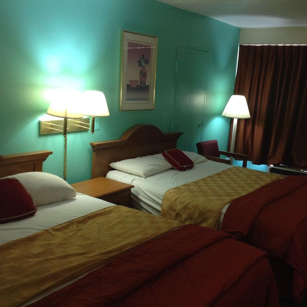 Budget Inn photo 19