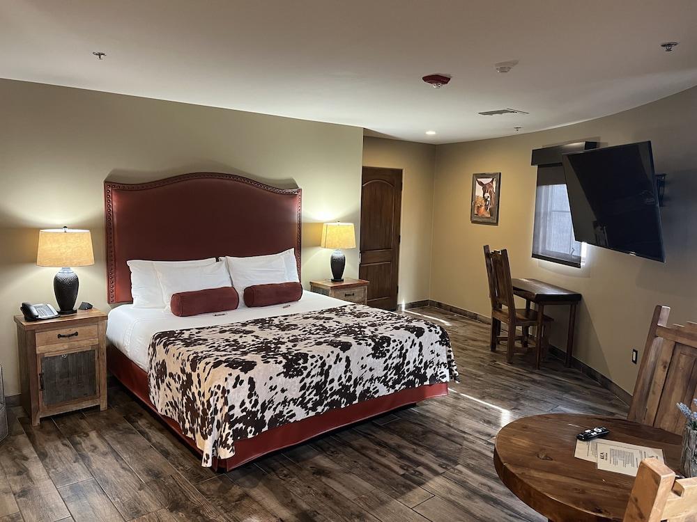 Prickly Pear Inn photo 49