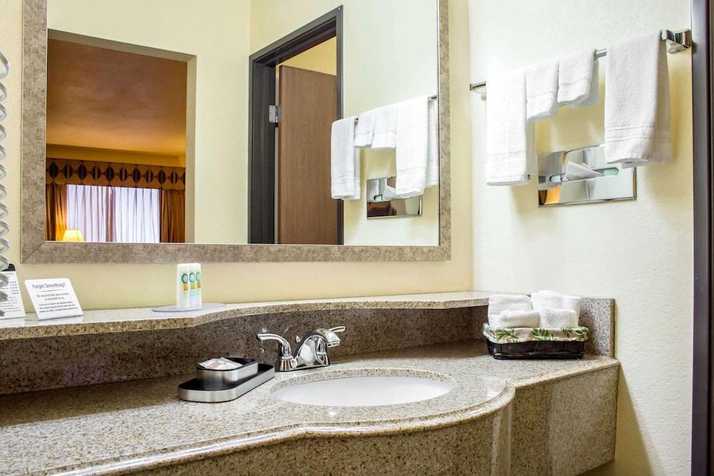 Quality Inn Wickenburg photo 17