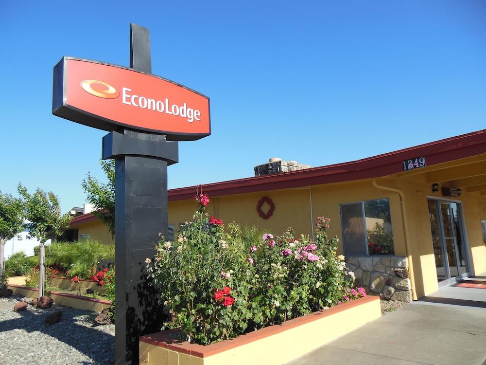 Econo Lodge photo 19