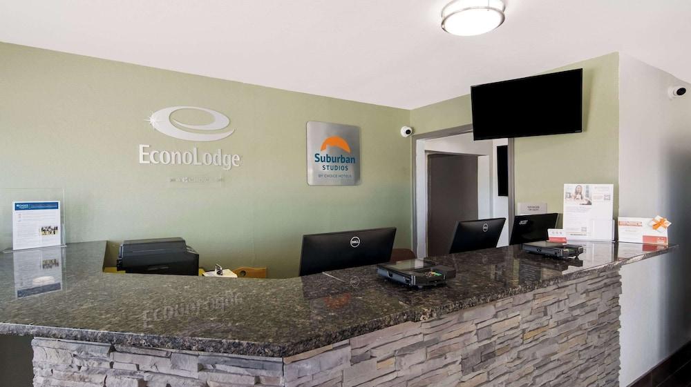 Econo Lodge Portage photo 2