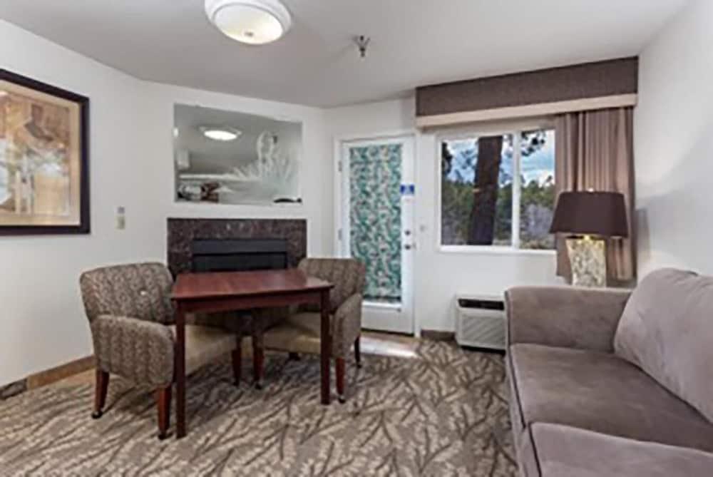 Shilo Inn Suites Hotel - Bend photo 16