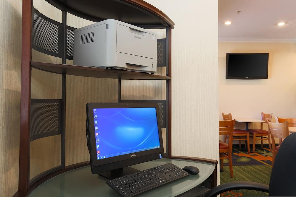 Comfort Inn & Suites Zanesville City Center photo 36