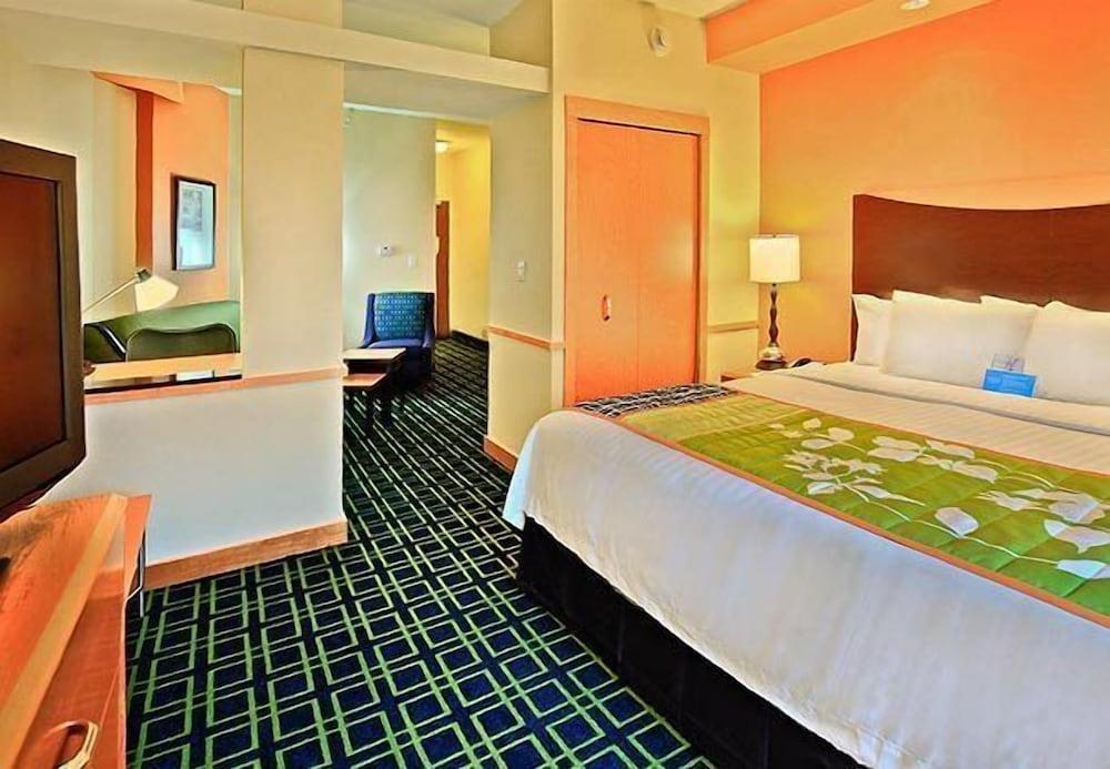 Fairfield Inn & Suites by Marriott Harrisburg West photo 3