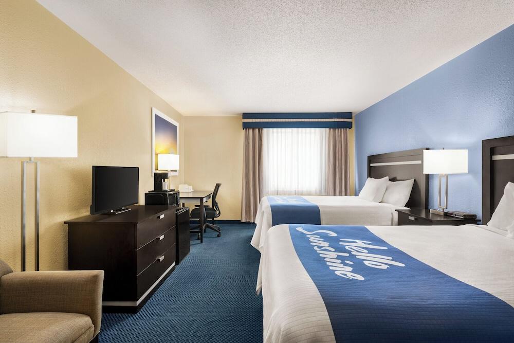 The Cayuga Inn at the Finger Lakes — hotel in Auburn