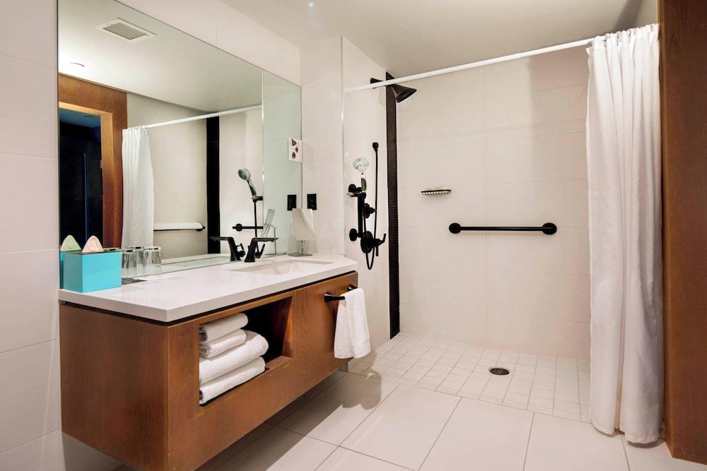 Renaissance Reno Downtown Hotel & Spa photo 35