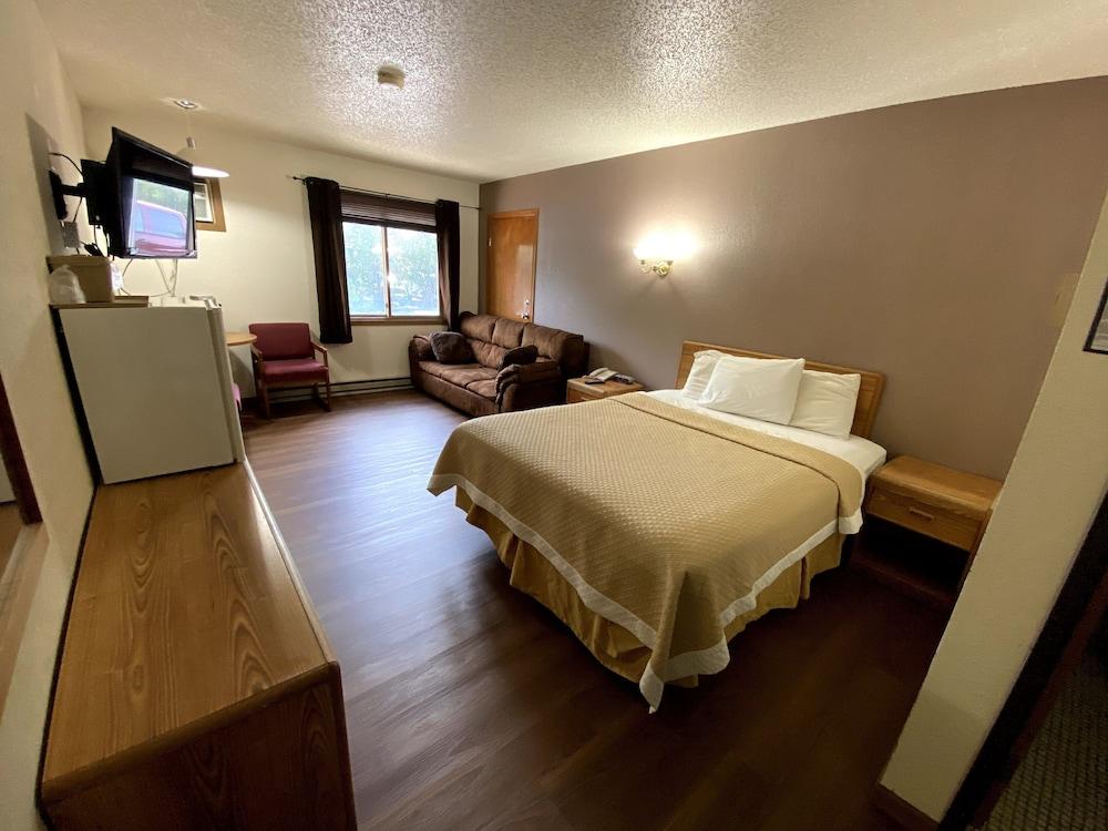 Woodlands Inn & Suites photo 24