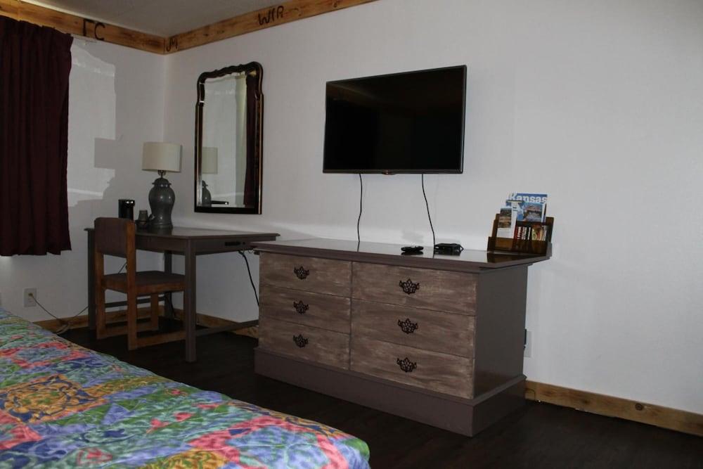 Wyatt Earp Hotel photo 14