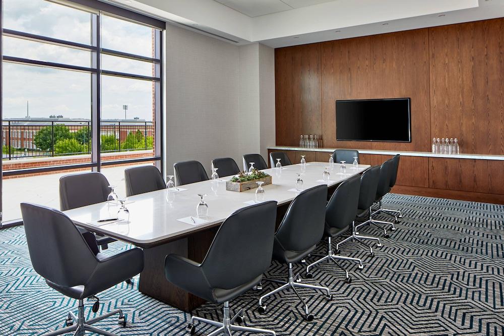 UNC Charlotte Marriott Hotel & Conference Center photo 46