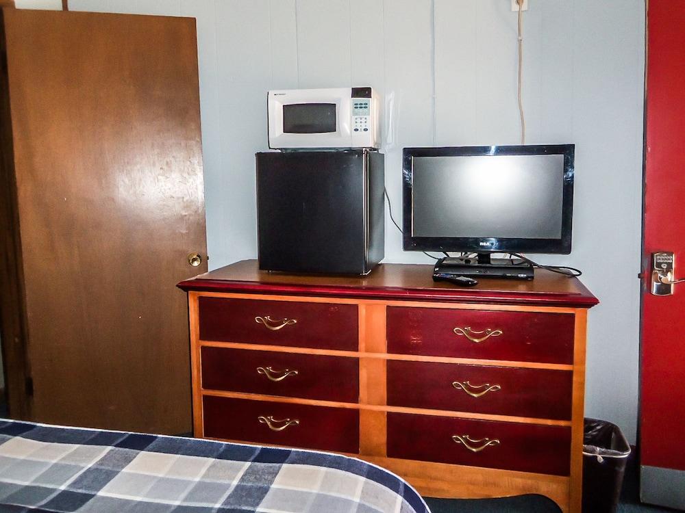 The Gold Pan Motel photo 55