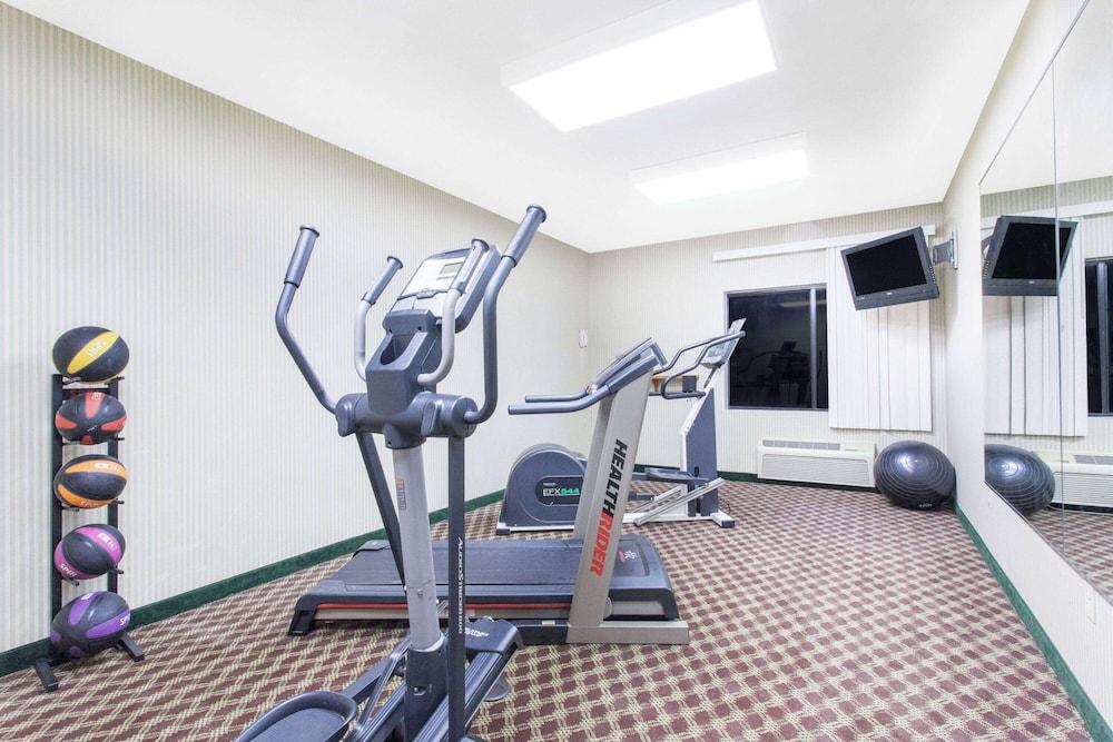 Days Inn & Suites by Wyndham Seaford photo 4