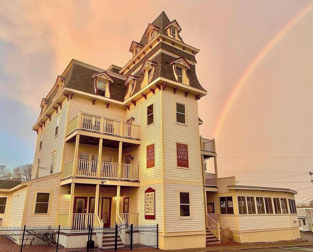 The Glen Cove Hotel & Restaurant photo 49