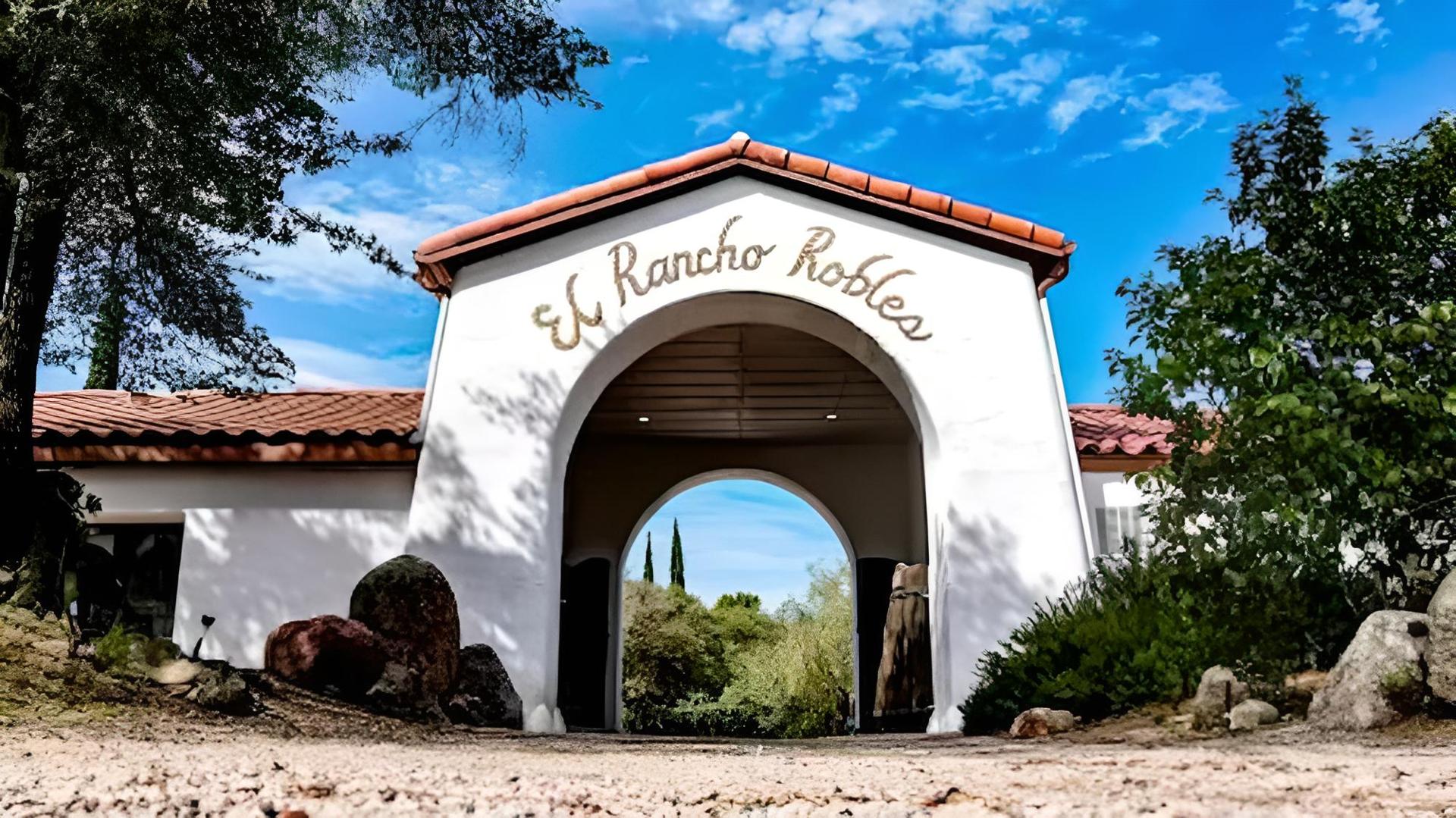 El Rancho Robles photo 78