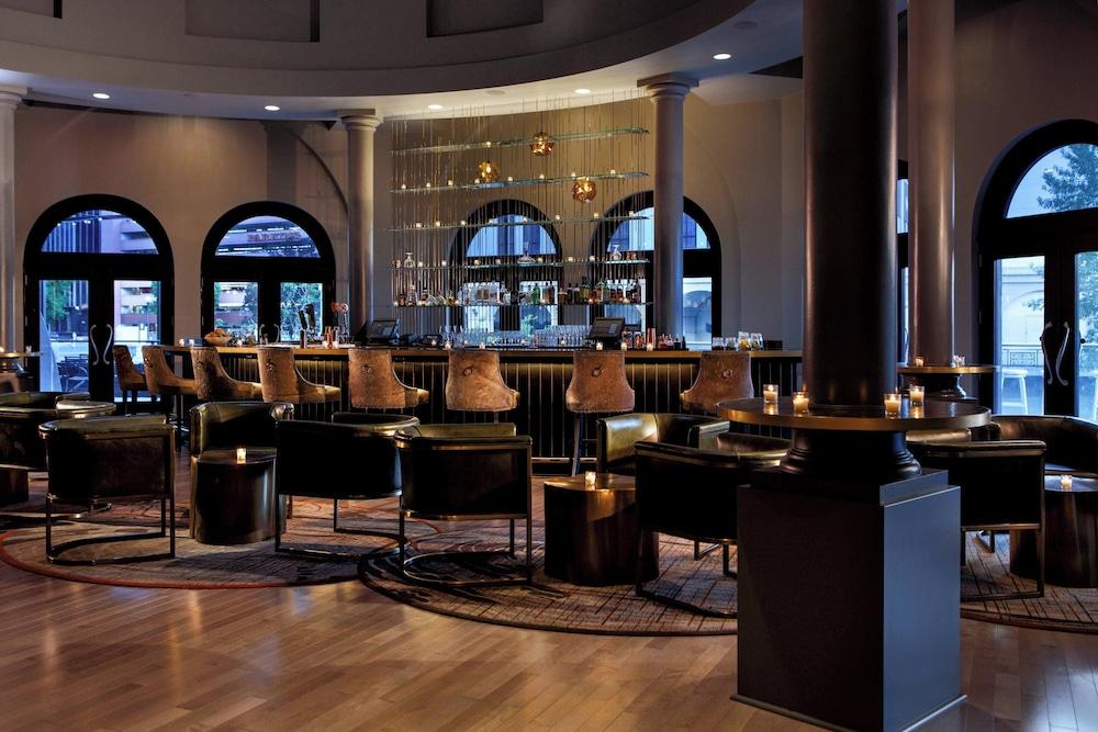 Renaissance Reno Downtown Hotel & Spa photo 61