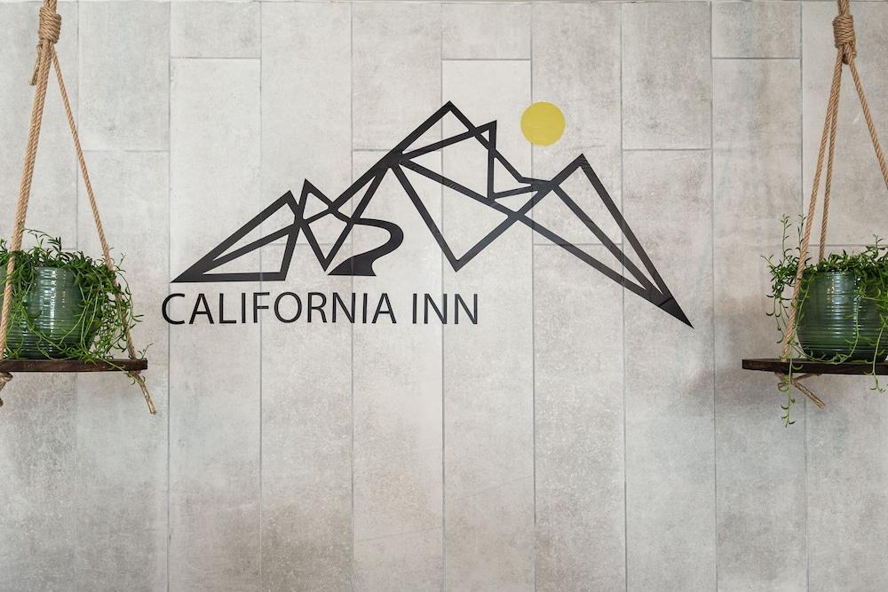 California Inn photo 7