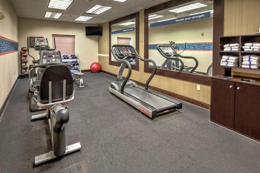 Hampton Inn Jacksonville-Anniston Area photo 45