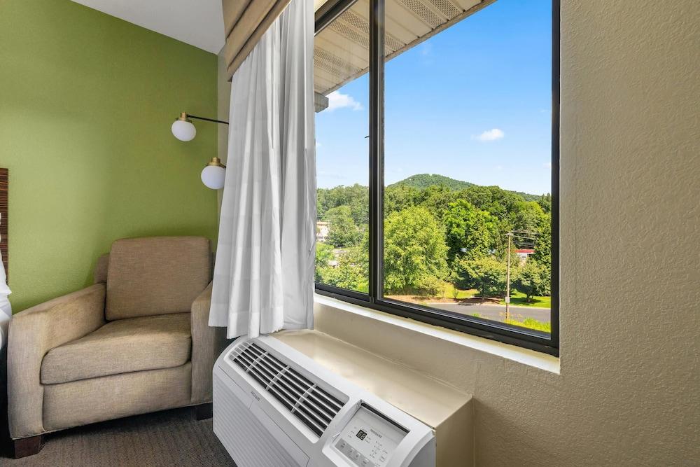 Sleep Inn Boone University Area photo 17