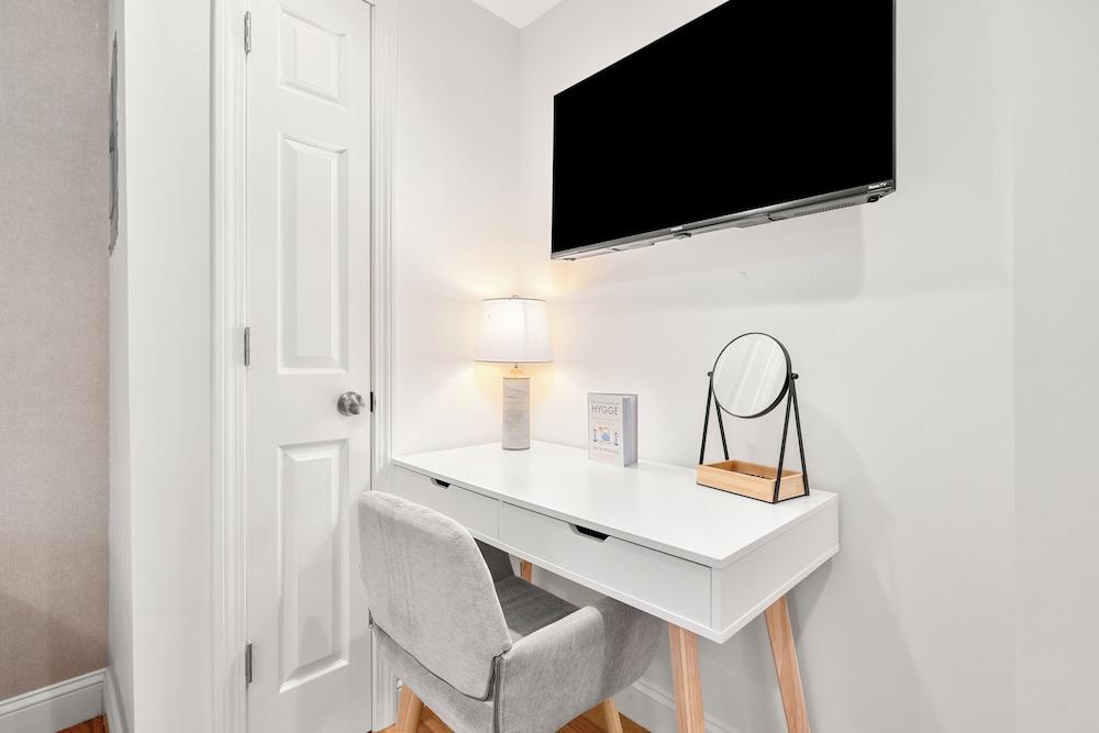 Hygge House Suites photo 42