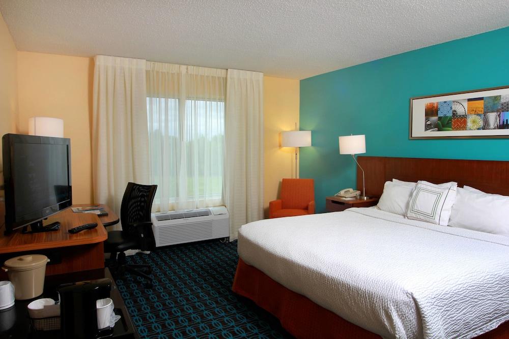 Spark by Hilton Traverse City photo 3
