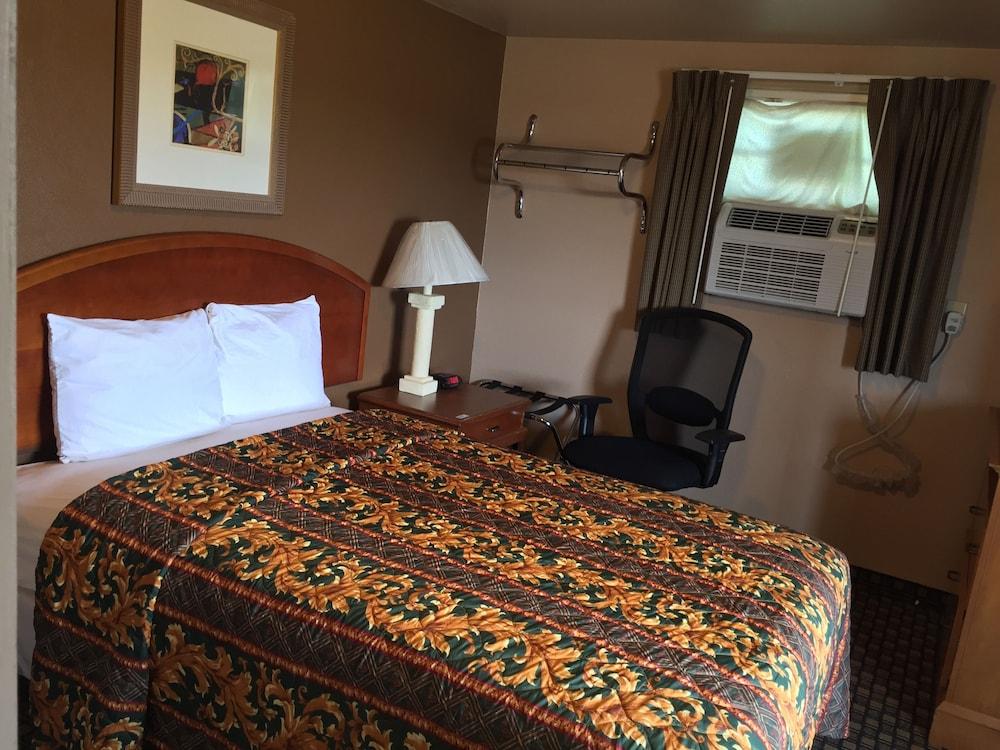 Coahoma Inn photo 9